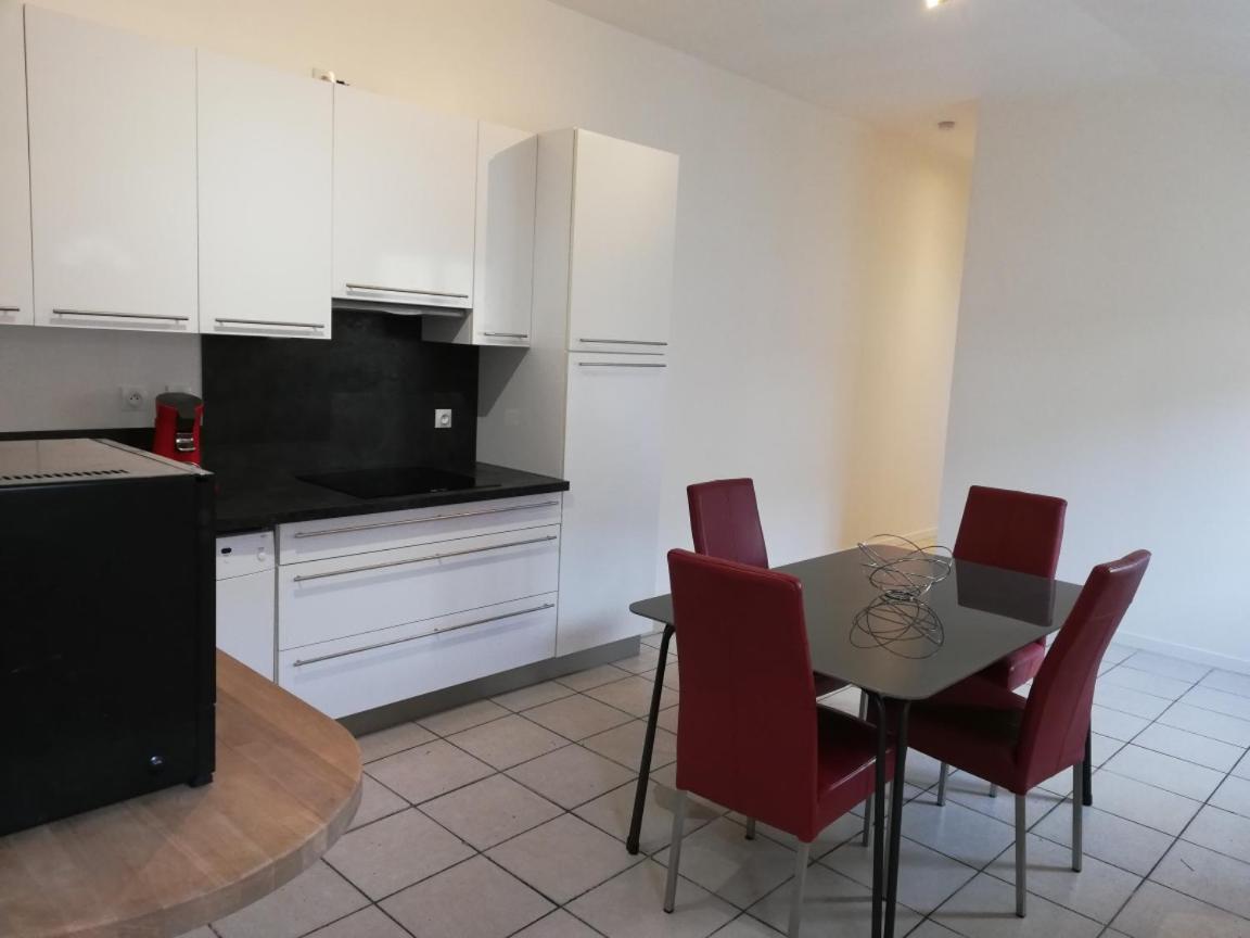 Logement Entier Au Calme Villers-Outreaux Екстериор снимка