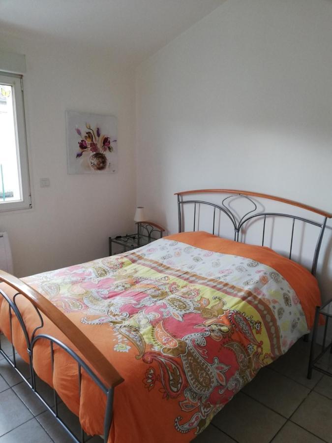 Logement Entier Au Calme Villers-Outreaux Екстериор снимка